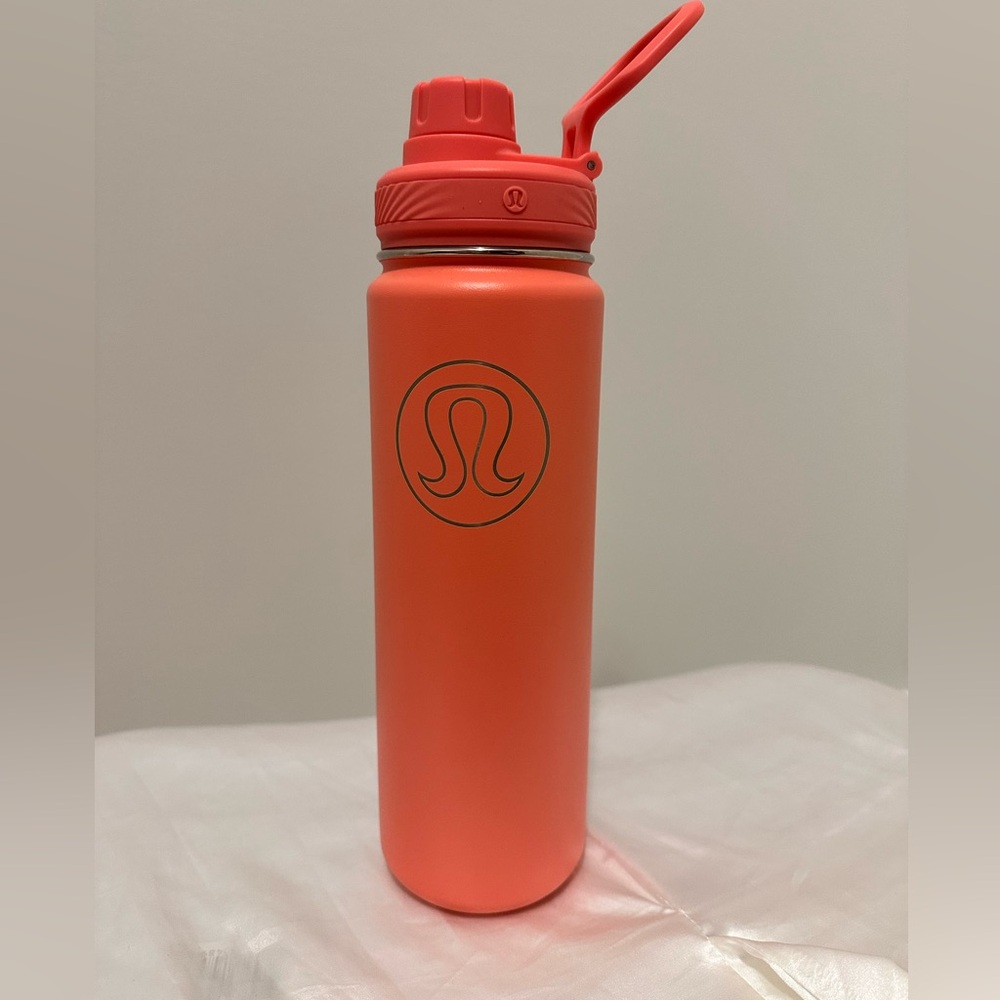 Lululemon Back to Life 24oz Waterbottle